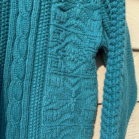 VINTAGE WOMENS CABLE KNIT LL BEAN BLUE CARDIGAN Small - Picture 8 of 9